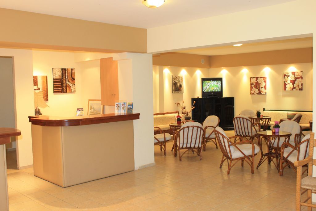 Varvaras Diamond Hotel Platanes  Buitenkant foto